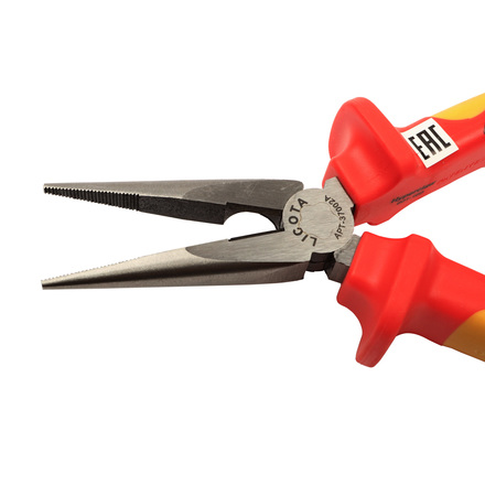 Licota APT-37002B Длинногубцы VDE 1000V 200 мм