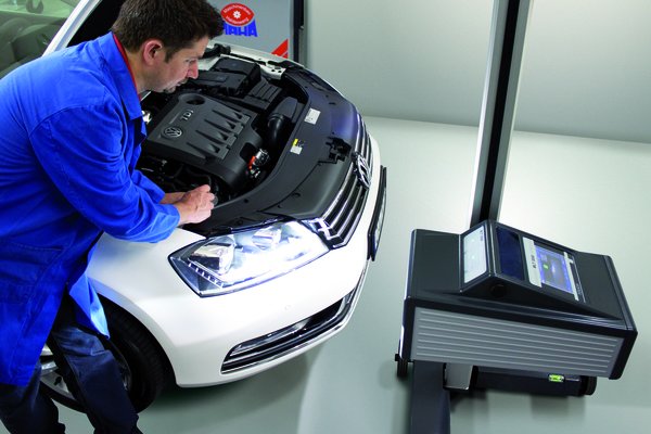 Прибор контроля света фар MLT 3000