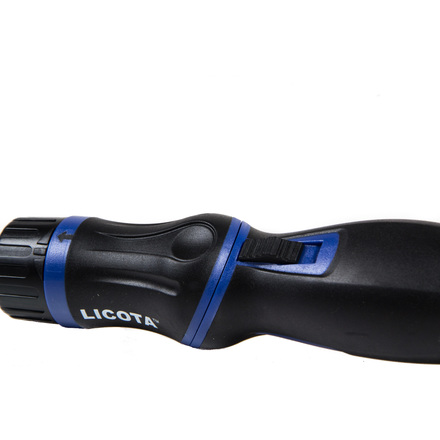 Licota ARD-12K04 Отвертка трещоточная с поворотной ручкой и сменными вставками 1/4", 9 пр.
