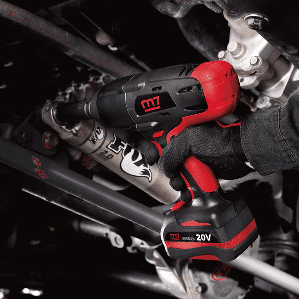 Гайковерт аккумуляторный ударный MIGHTY SEVEN DW-1840, 1/2", 1220 Нм, 18 В