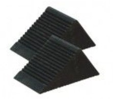 Башмак противооткатный резиновый (длина - 130мм, ширина - 80мм, высота - 65мм), к-т 2шт