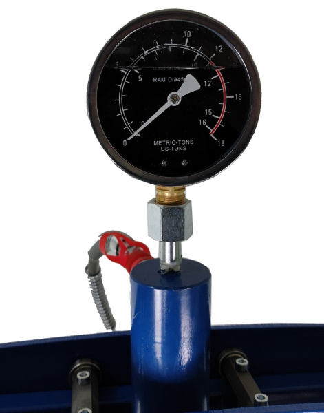 Пресс гидравлический напольный AE&T T61212T (12т)