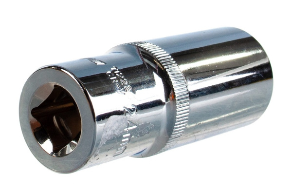 Головка торцевая глубокая 12-гранная Ombra 112224 (1/2" DR, 24 мм)