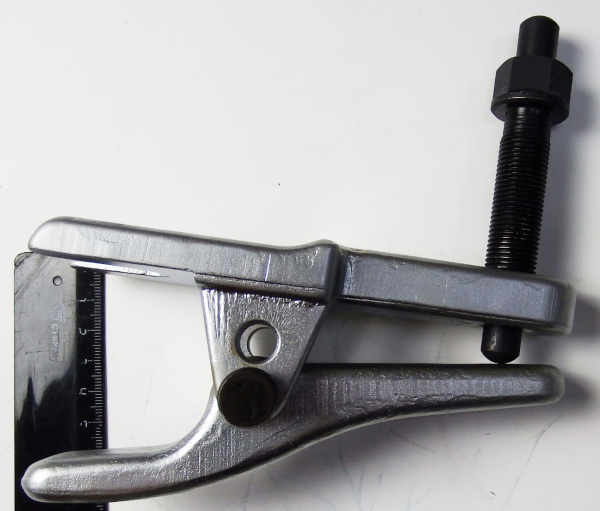 Съемник шаровых ножничного типа 20-50мм TA-B1011