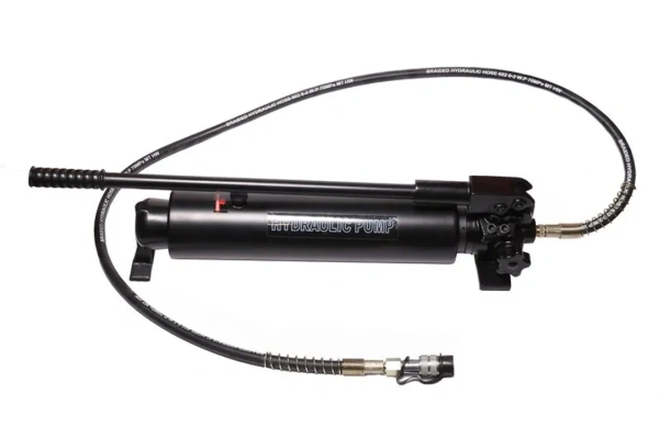 Насос гидравлический ручной (20-700bar,емкость масла-3.2л, длина-715мм,ширина-120мм,высота-200мм)