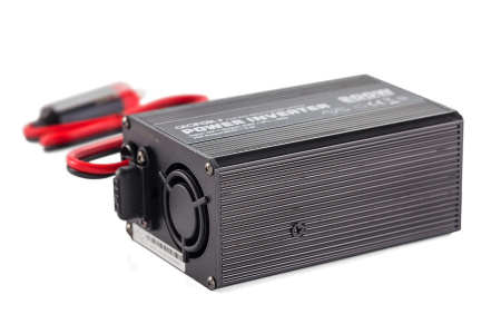 Автомобильный инвертор Geofox M 200W/12v-2р