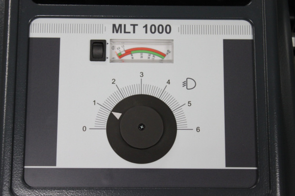 Прибор для проверки и регулировки света фар MLT 1000