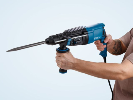 Перфоратор BULL BH 2602 в чем. Xcase 800 Вт, 3.0 Дж, 4 реж. + 2 зубила, 3 сверла, БЗП в комплекте