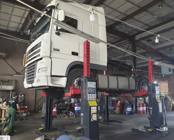 Комплект подкатных колонн Sunshine AU7500-4