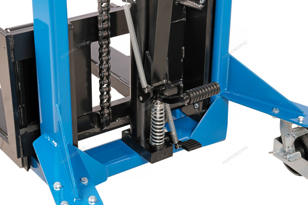 Штабелер гидравлический 2 т NORDBERG N3906-20