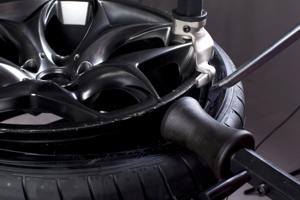 Шиномонтажный станок M-231BP36 AE&T с правой мультирукой и наддувом  (220/380В)