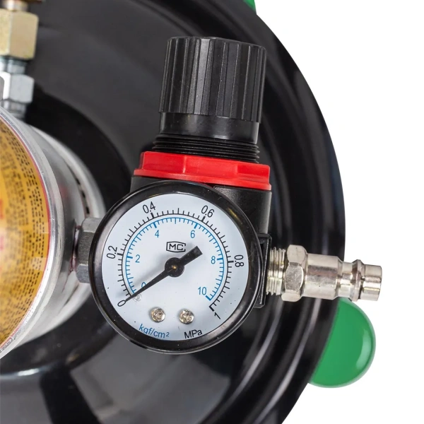 Нагнетатель смазки пневматический перекатной (объем бака 12л)