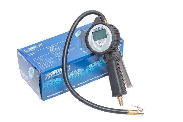 Пистолет профессиональный цифровой обрезиненный для подкачки шин колес NORDBERG Ti8D