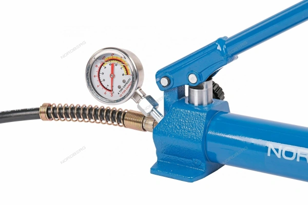 Растяжка рихтовочная c манометром в кейсе усилие 10 т 15 предметов NORDBERG N3811