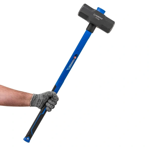 Кувалда с фиберглассовой ручкой и резиновой противоскользящей накладкой (9000г,L ручки-800мм)