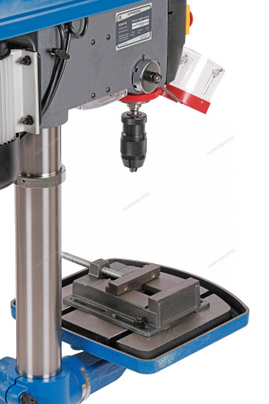 Станок сверлильный NORDBERG ND25118 (1100 Вт, 25 мм, 16 скоростей, тиски)
