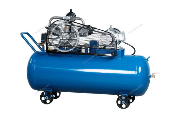 NORDBERG Компрессор NCE300/800 3-х поршн., ременной, чугунная головка, 380В, ресивер 300л, 800л/мин