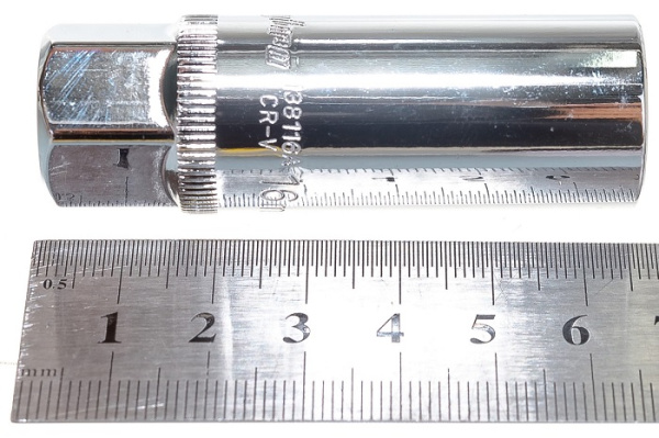 Головка торцевая свечная Ombra 138116A (3/8";DR, 16 мм)