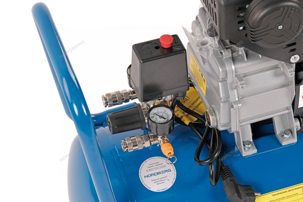 Компрессор поршневой 220 В ресивер 50 л 240 л/мин NORDBERG NCE50/241