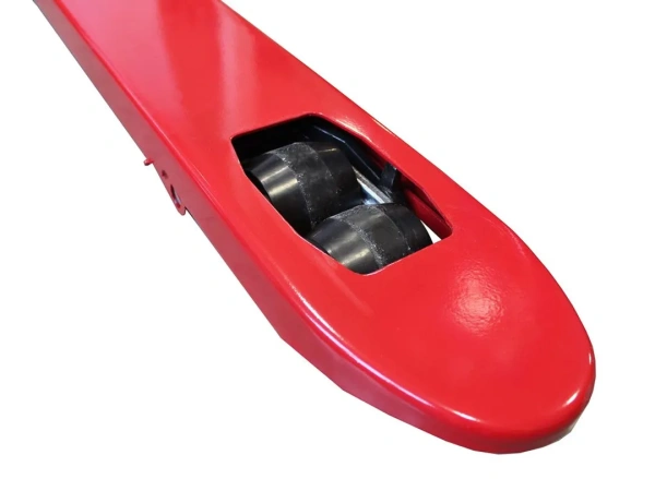 Тележка гидравлическая ручная 3т (ручной и ножной спуск,длина вил 1220мл,материал колес:полиуритан,min 80мм.max 200мм)