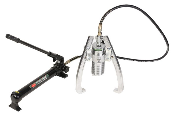 Съемник двух-трехлапый переставной гидравлический 20т(Ø захвата:100-350мм,мах. глубина захвата-205мм,ход штока-70мм) с выносным насосом