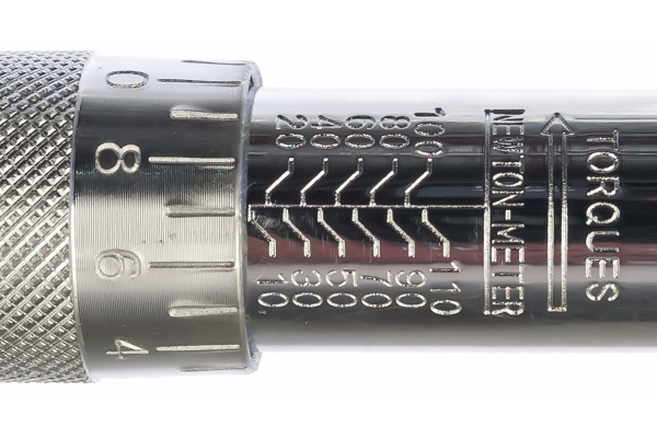 Ключ динамометрический Ombra A90039 (3/8")