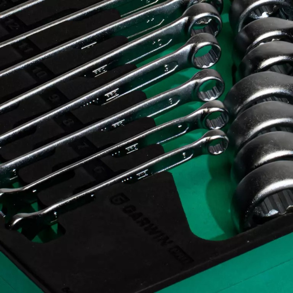 Набор ключей комбинированных GARWIN PRO 646073 (18 пр. 6-24 мм в ложементе EVA)