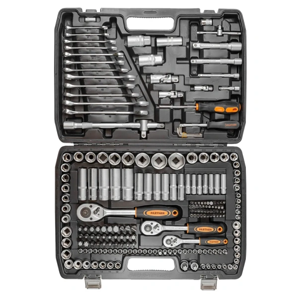 Набор инструментов 218пр.1/4''3/8''1/2''(6гр.)(4-32мм)