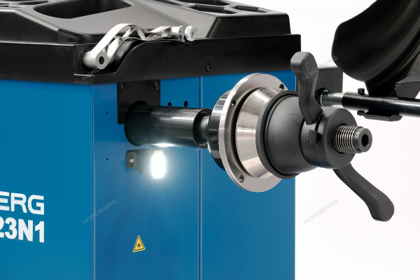 Балансировочный станок с автоматическим вводом 2-х параметров NORDBERG 4523N1