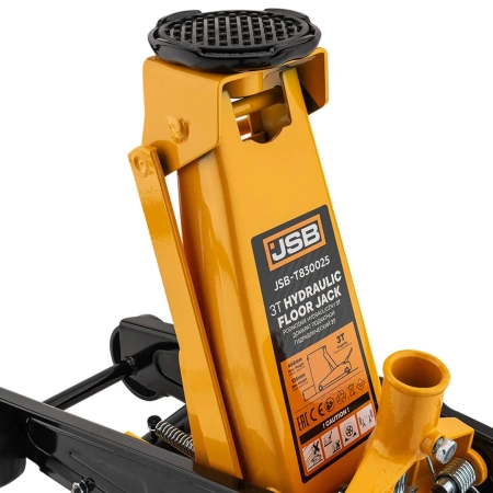 Домкрат подкатной гидравический 3т