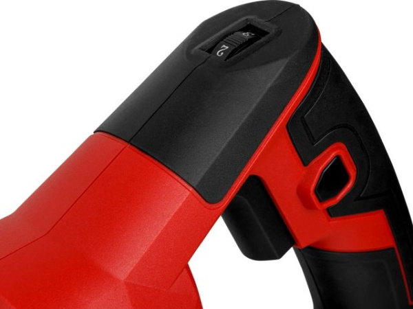 Сабельная пила WORTEX SR 2012 E в кор. + 2 пильных полотна 1200 Вт, дер. 210 мм, ход 30 мм, рег.об.