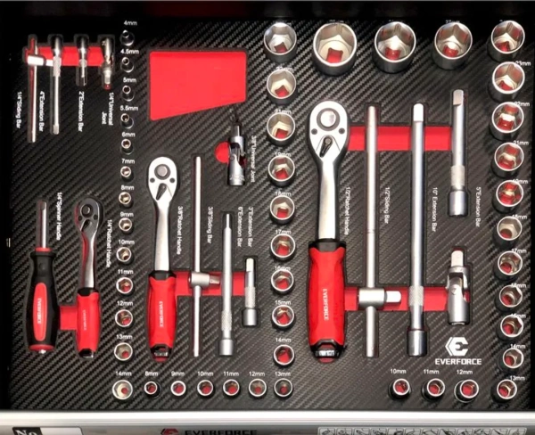 Тележка инструментальная 6-полочная с набором инструментов 154пр(черно-красная)и доп.секцией(780х740х470мм,полки:500х400х65мм-4шт, 500х400х160мм-1шт)