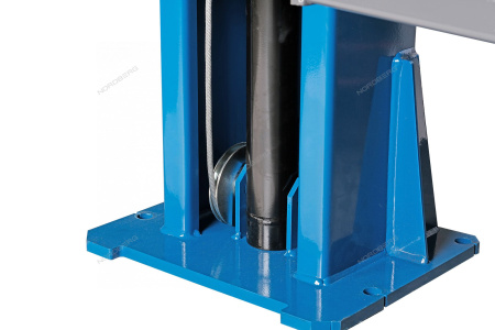 Подъемник 380V 2х стоечный 4 т с верхней синхронизацией (синий) снятие со стопоров с одной колонны NORDBERG N4122HM-4B