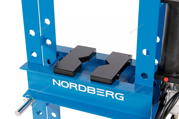 Пресс гидравлический NORDBERG N3630AL (30 т, пневмоуправление)