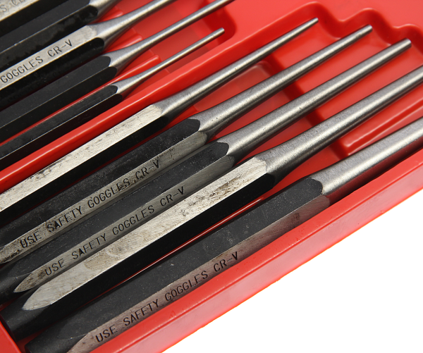 Набор зубил и выколоток 16 предметов в кейсе JTC