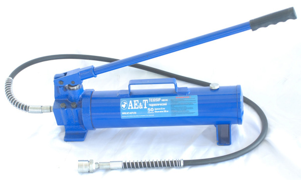 Насос гидравлический ручной AE&T T03100P (100т)