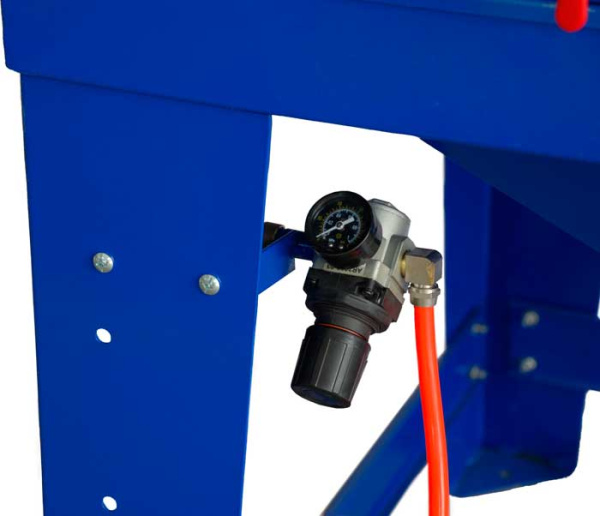 Камера пескоструйная AE&T T06305 (990л)