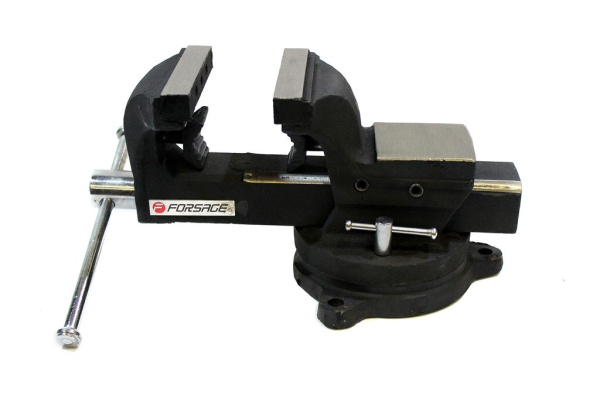 Тиски стальные поворотные с наковальней+захват для труб и съемными губками+захват для труб 5''-125мм