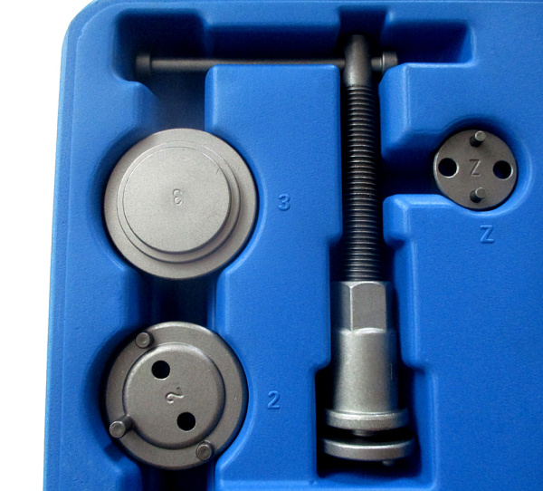 Инструмент сведения тормозных цилиндров (37 предметов) MHR-01018