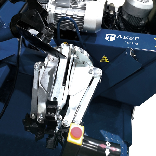 Станок шиномонтажный грузовой AE&T MT-298