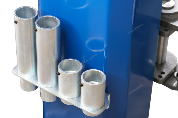 Подъемник двухстоечный 4,5т 380V с верхней синхронизацией NORDBERG N4125H-4,5T