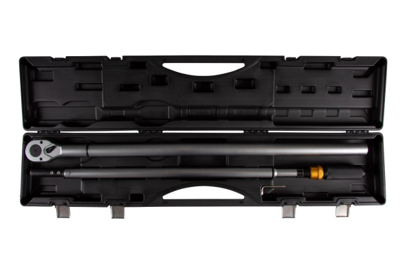 Ключ динамометрический 1" 400-1200 Нм в пластиковом кейсе TOLSEN TT19671