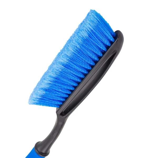 Щетка для снега со скребком 61.5см