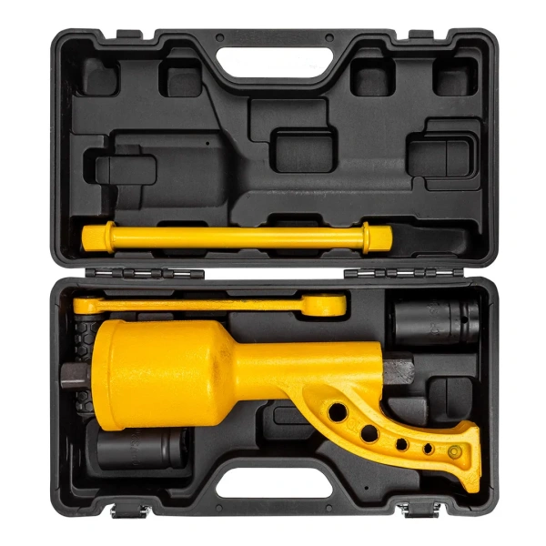 Гайковерт ручной с редуктором (головки 32,33 длина 330 мм передаточное число 1:78, 6800 Н/м) в кейсе