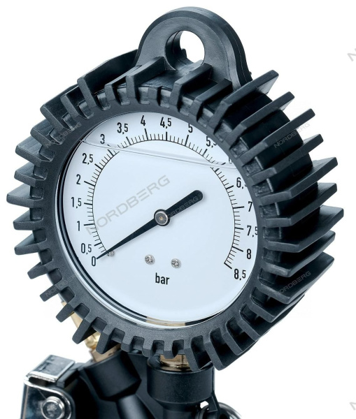 Пистолет для подкачки колес с жидкостным манометром 80 мм NORDBERG TI62