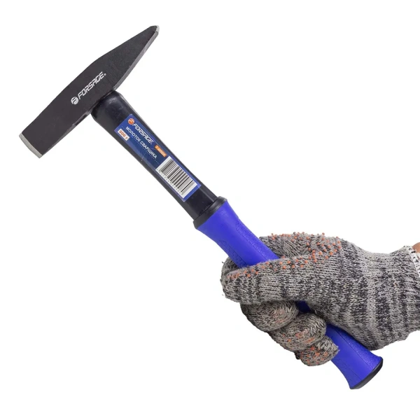 Молоток сварщика с фиберглассовой ручкой и резиновой противоскользящей накладкой (500г)