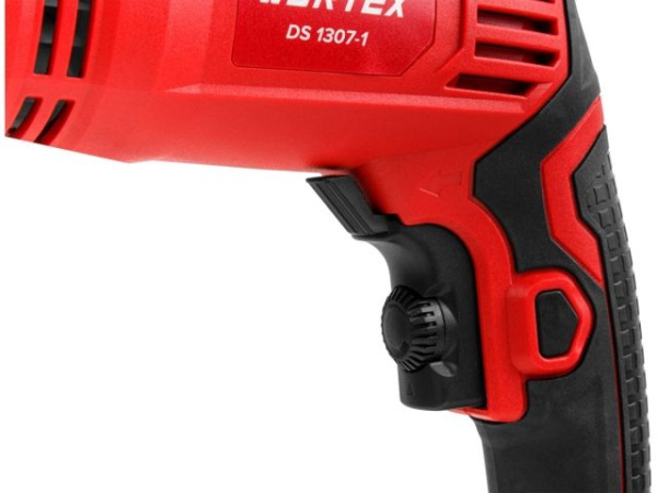 Дрель ударная WORTEX DS 1307-1 в кор. 800 Вт, 1 скор, 25 мм в дер., ключевой патрон 13 мм.