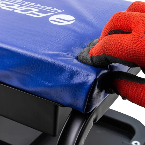 Стул слесарный передвижной