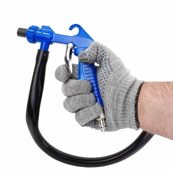 Пневмопистолет пескоструйный шлангового типа (2 сменных сопла, вход 1/4'', шланг 1м, расход воздуха 180л/мин, давление 6бар) в блистере