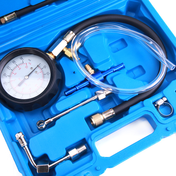 Тестер давления топлива в бензиновых двигателях Car-Tool CT-H004